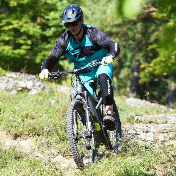 GP2 Ober­arm­protektor – Bild 4